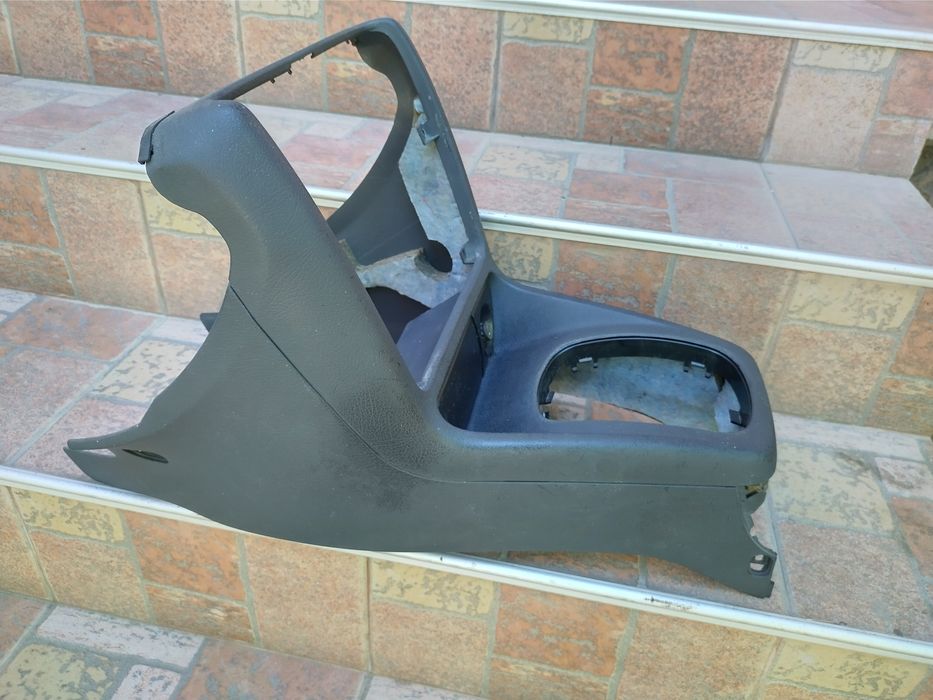 Барче за Ауди А4.Здраво.