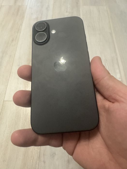 Iphone 16 256 GB - baterie 100%
