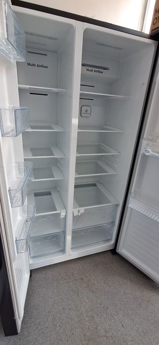 Frigider Hisense 519l A+++ No Frost import GERMANIA Garantie LD154