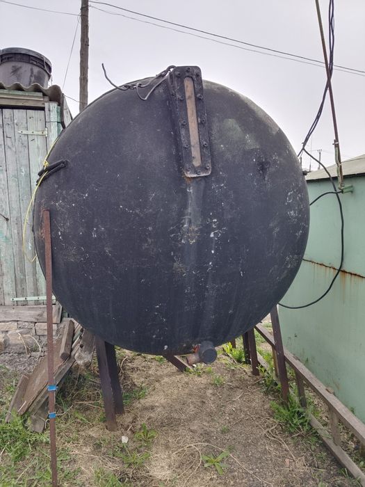 Продам бочку, ёмкостью 3.6 куба