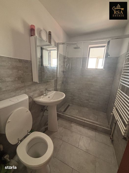 Apartament 4 camere de inchiriat et 4 langa Sala Polivalenta Rm Valcea