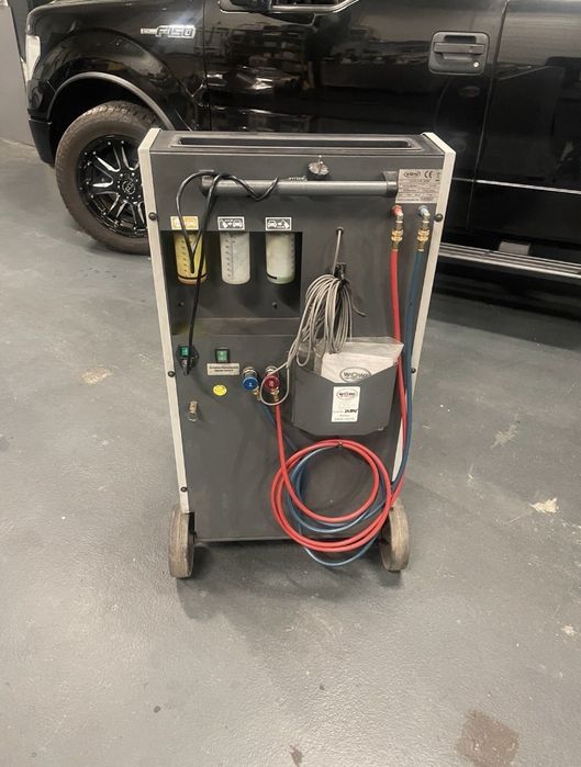 Машина за зареждане на климатици Wurth. Фреон R134A