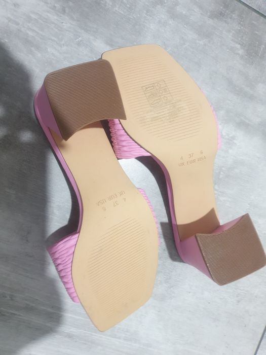 Saboti comozi roz noi 37 piele