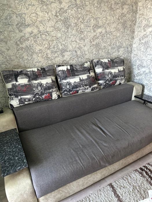 Продам срочно детский диван