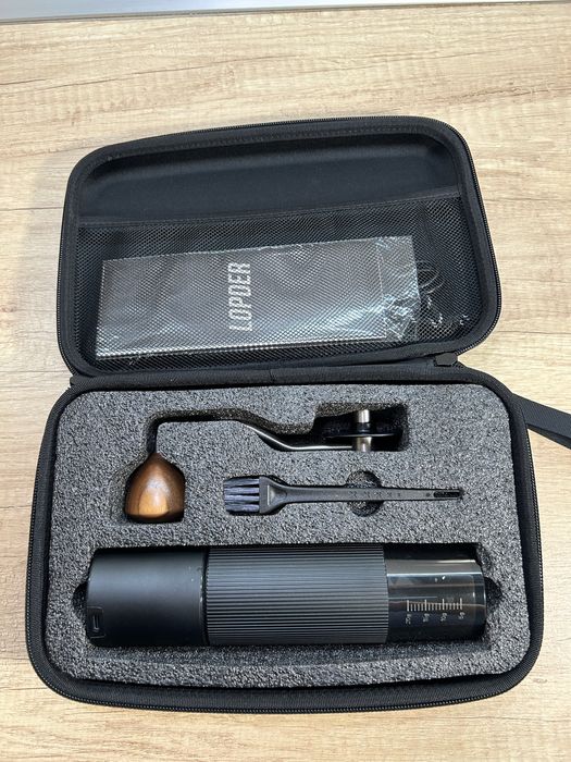 Râșniță cafea Lopder MAXA Travel Kit – electrică + manuală, ca nouă