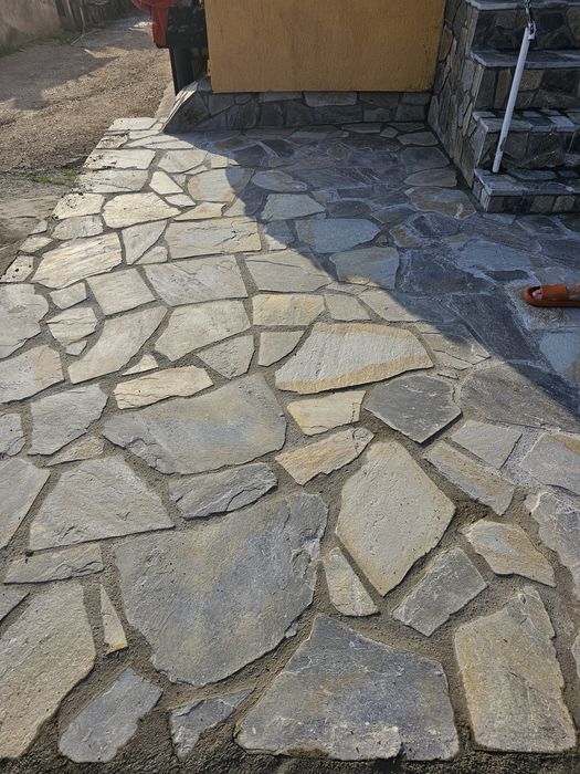 Piatra cubica  taiata