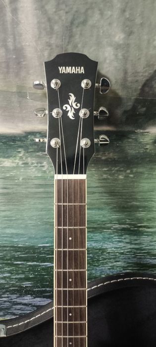Электроакустическая гитара yamaha apx600