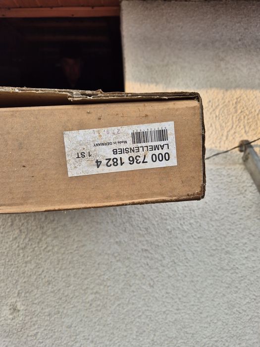 Site cu jaluzele Combina Lexion 470