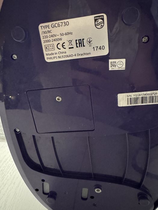 Statie de calcat Philips GC6730