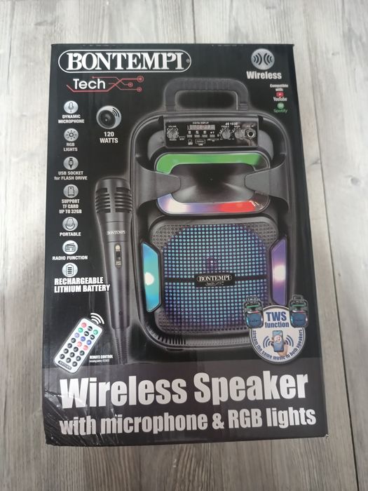 Boxa portabilă cu microfon inclus