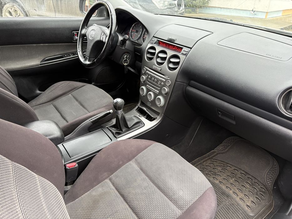 vand sau schimb mazda 6