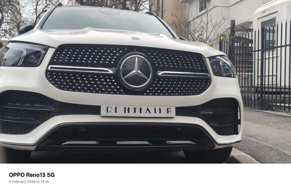 Mercedes-Benz GLE Primul proprietar,stare impecabila,revizii facute la reprezentanta.