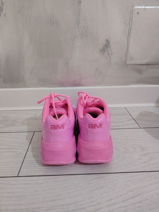 NIKE wmns air max muse