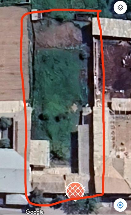 Fasaddan yer sotiladi