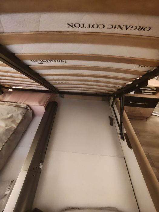 Pat 1.60/1.90 cu saltea Mobexpert