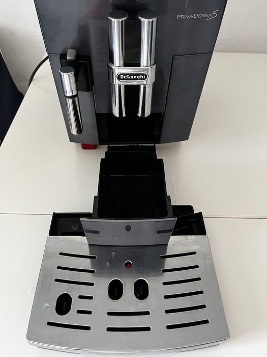 Aparat De Cafea DeLonghi PrimaDonnaS