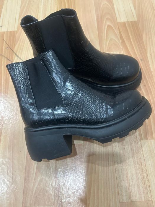 Ботинки зимние , натуралка 40р