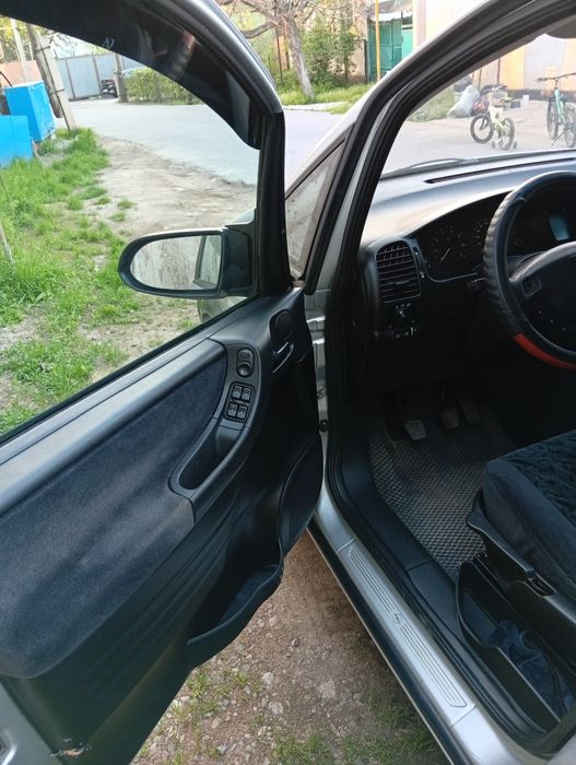 Зафира 1.8 2002 год