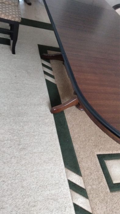 Қонақбөлмесіне Стол сатылады