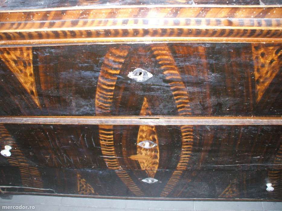 Comoda biedermeier lemn de brad