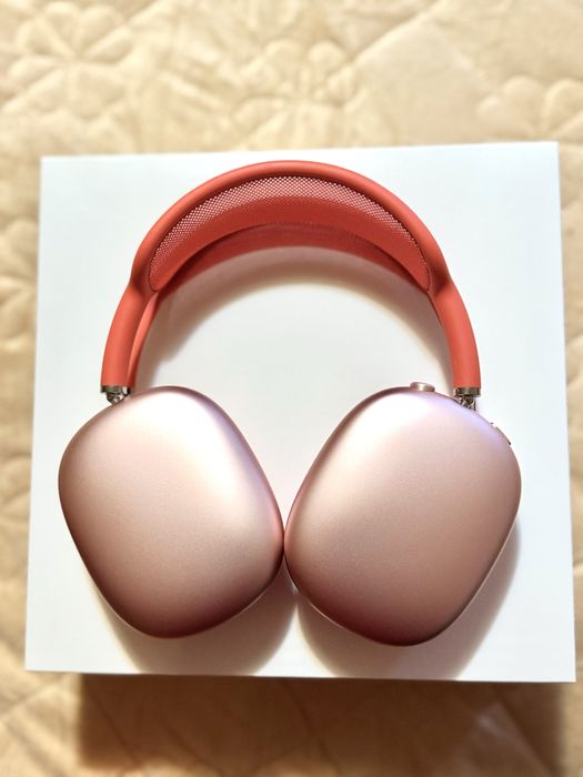 Apple AirPods Max Pink
