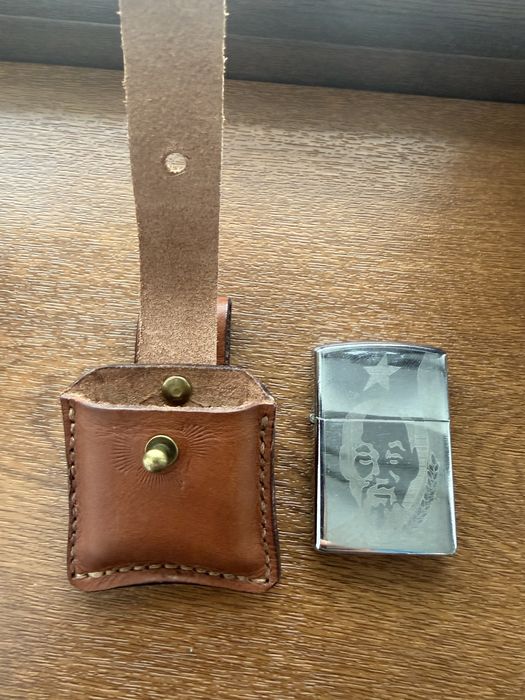 Bricheta Zippo cu port