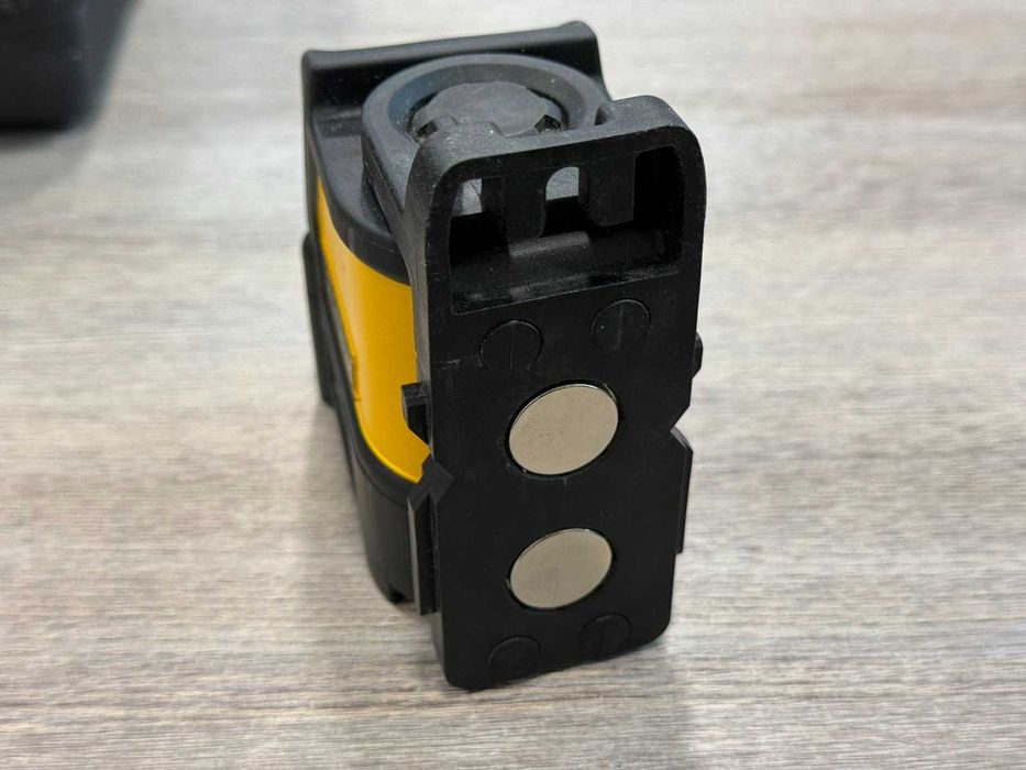 Линеен Лазерен Нивелир - Dewalt DW088