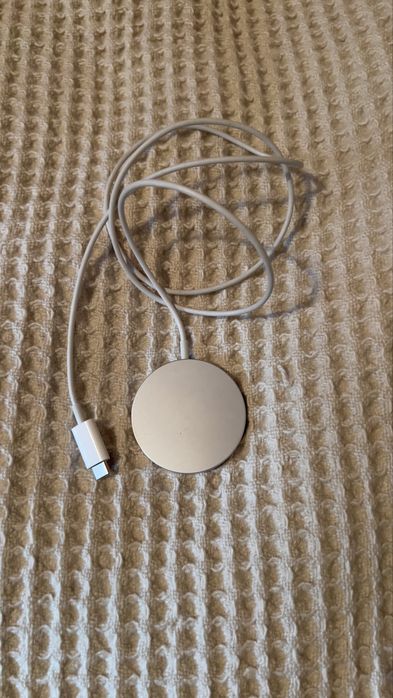 Magsafe зарядно за iPhone