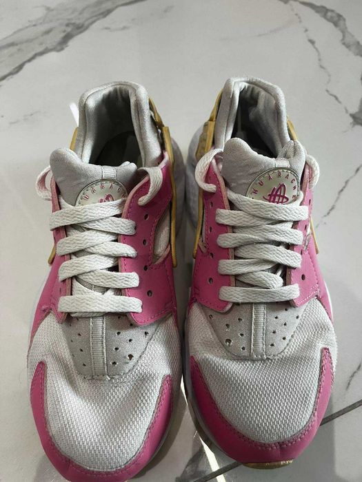 Детски маратонки NIKE huarache