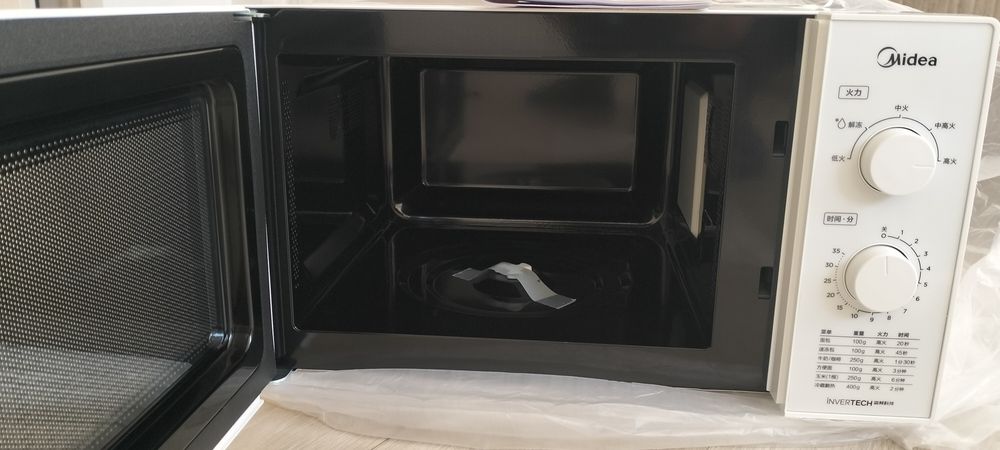 Микроволновая печь новая