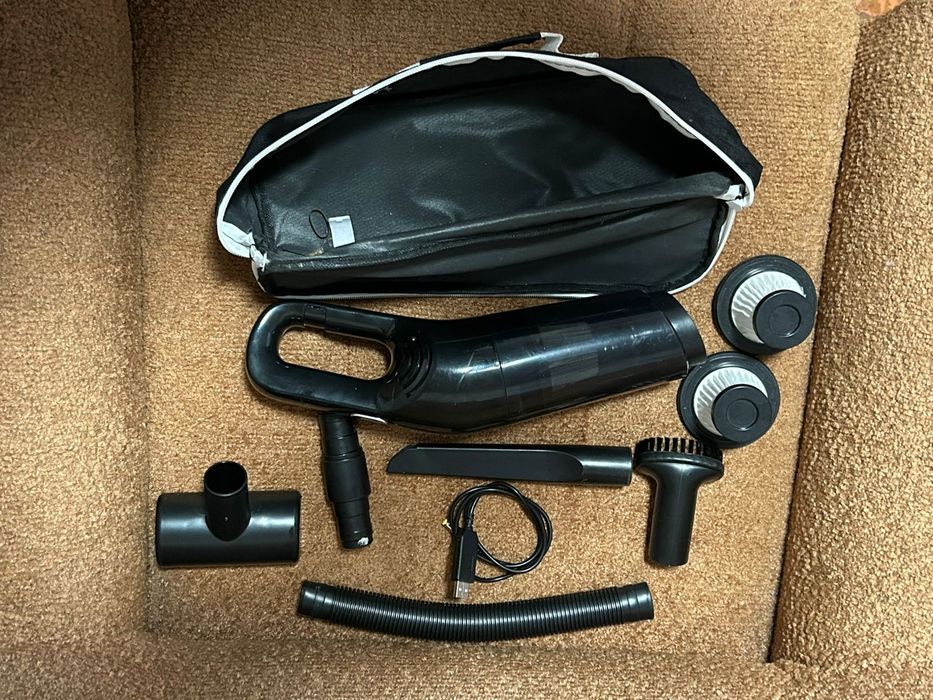 Продам автомобильный пылесос