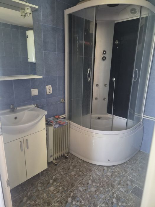 Vand casa in loc Salcioara