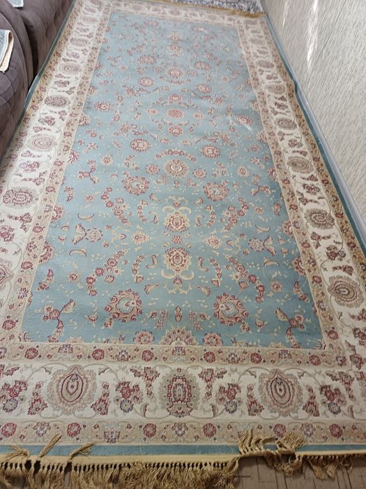 Продам ковер 2×4, г. Усть-Каменогорск