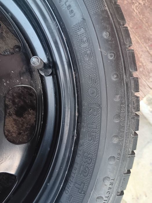 Cauciuc cu janta  195/50/15 marca Michelin