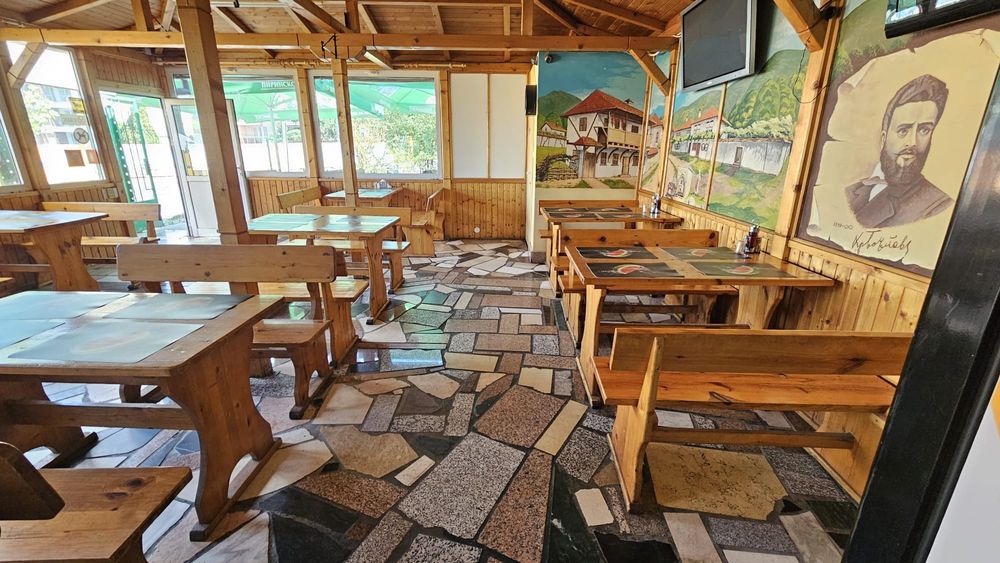 Продава се оборудване за заведение за бързо хранене
Намира се в