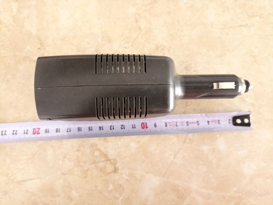 Transformator auto 12V la 220V