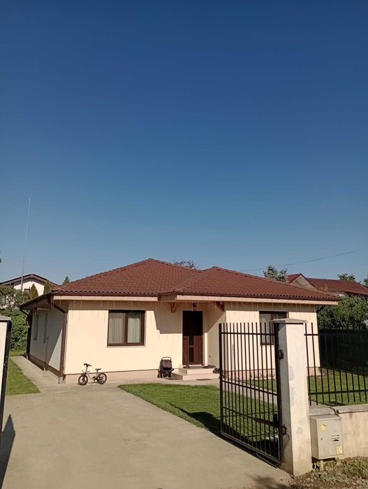 Vând casă în Satu Mare, zona Bercu Roșu