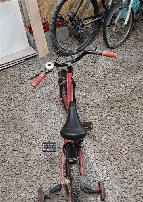 Продава се детски велосипед