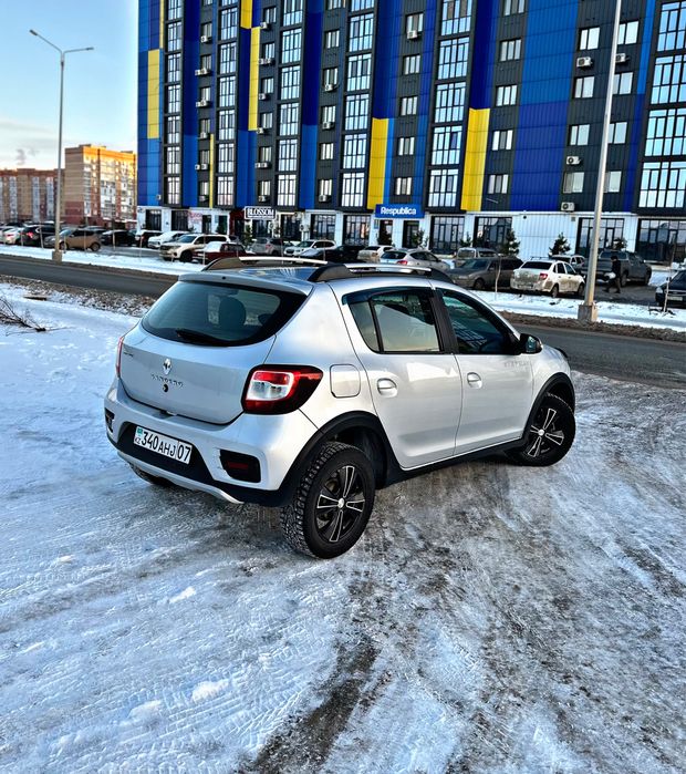 Renault Sandero Stepway 2015 г.