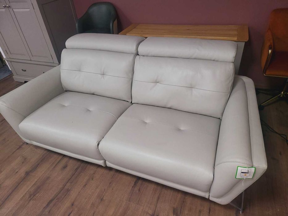 Светло сив комплект кожени дивани двойка и тройка Loreto с ел. релакс