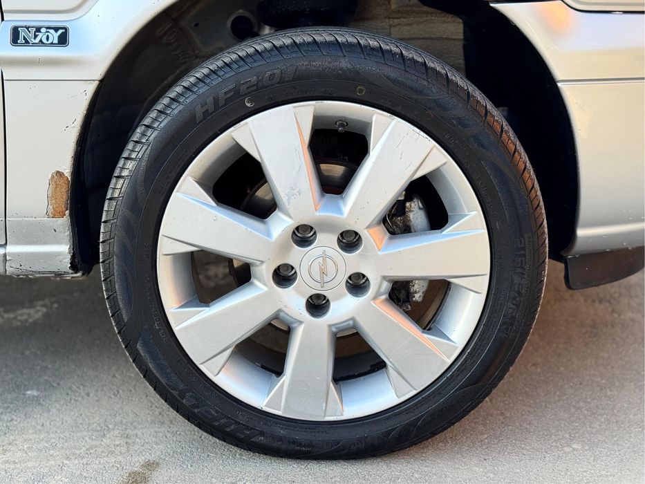 Opel Zafira 2,2