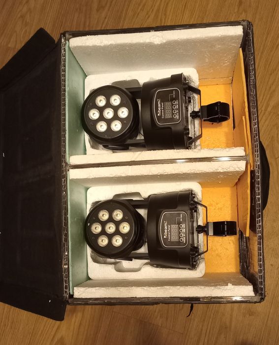 Mouving Head  MH-X25 LED 2 buc, și MHL 74 LED 2 buc