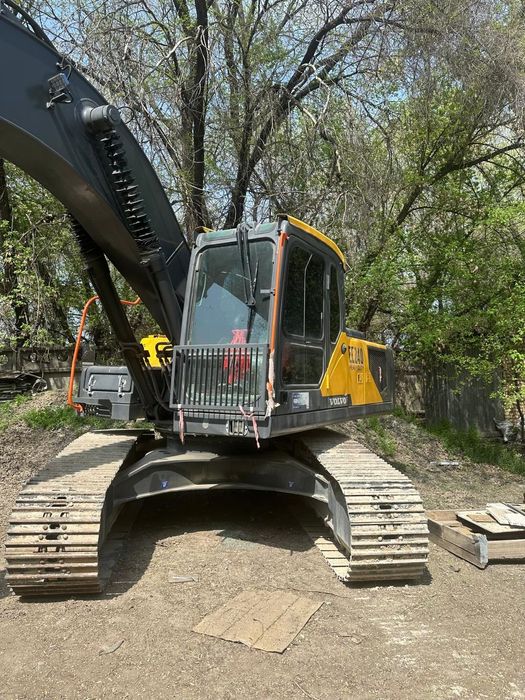 Продаются экскаваторы