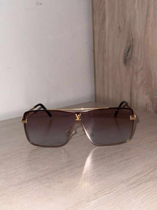 Очки Louis Vuitton