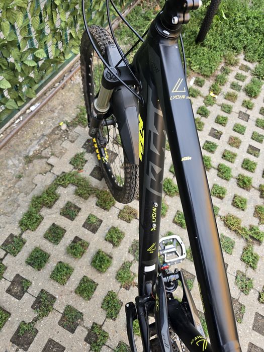 Bicicleta KTM Lycan, 27,5".