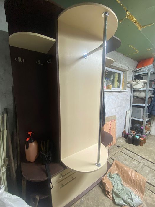 шкаф вешалка с зерколом