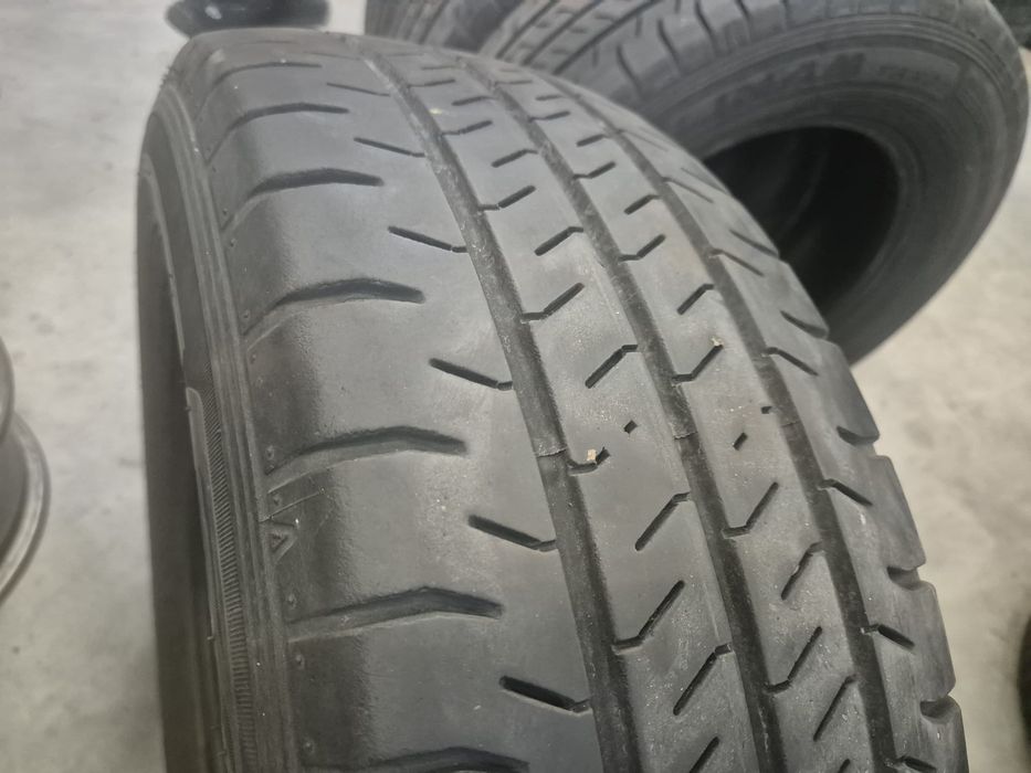 4 anvelope vara Falken 215 65 15 C stare buna