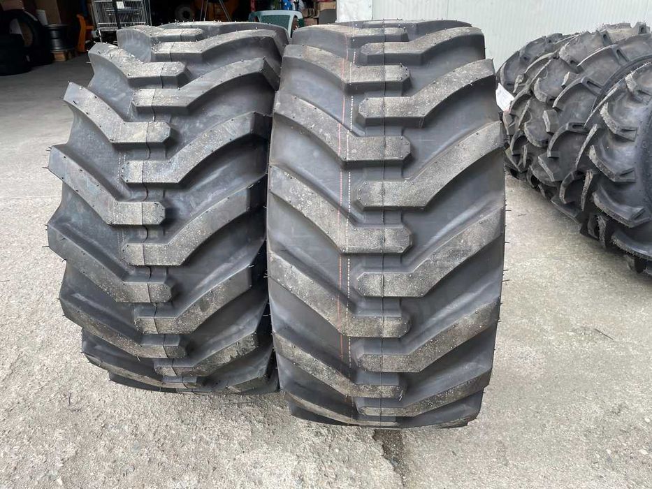 Cauciucuri noi 15.5/60-18 cu 10 pliuri pentru remorca marca BKT