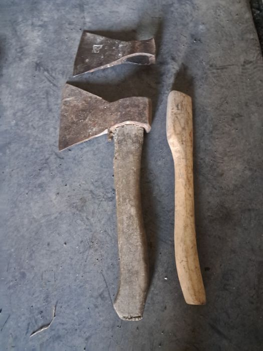 Продаются топоры советские