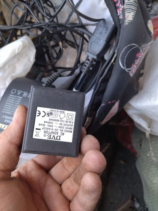 Шнуры блоки питания штекеры